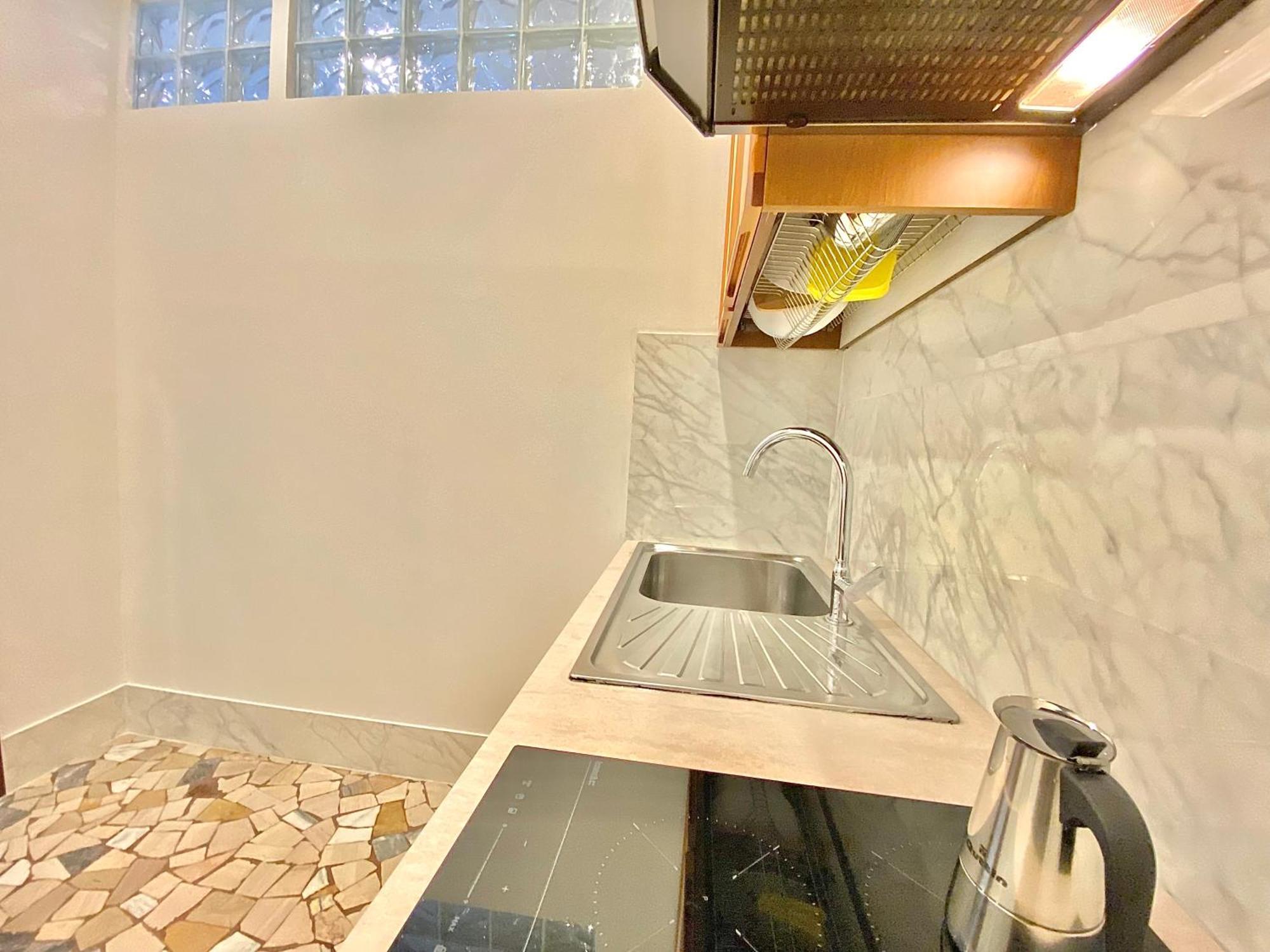 Apt Donati Home, Modernita E Comfort Con Parcheggio Gratuito Privato E Spazio Esterno Privato 카사노 다다 외부 사진