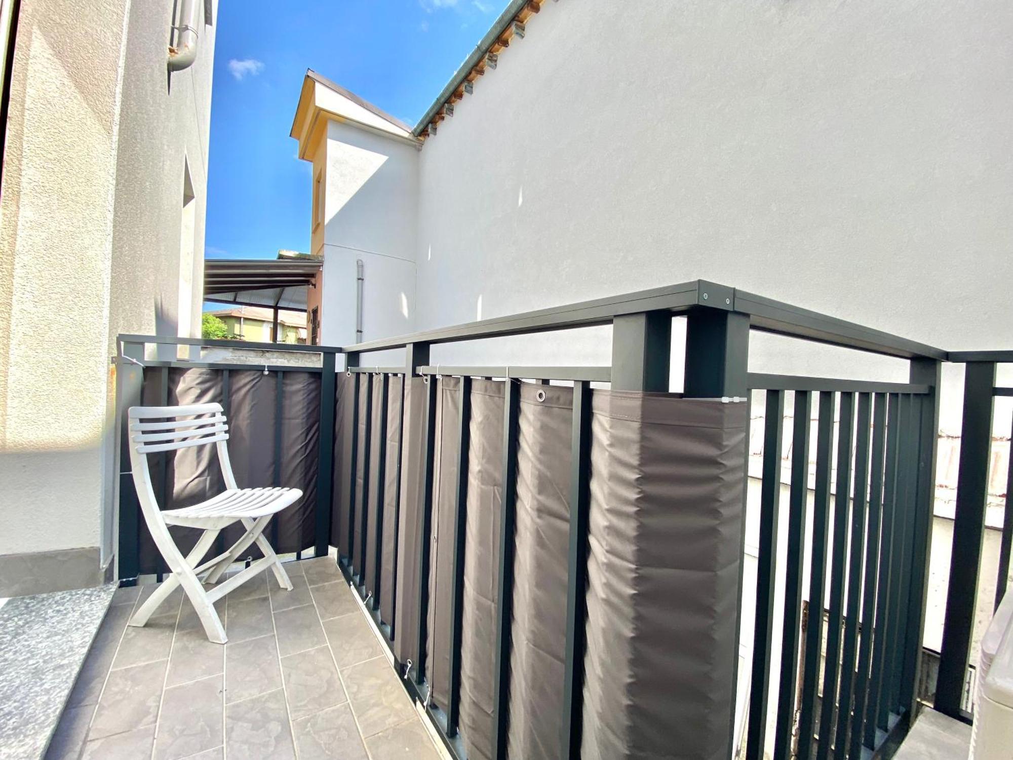 Apt Donati Home, Modernita E Comfort Con Parcheggio Gratuito Privato E Spazio Esterno Privato 카사노 다다 외부 사진