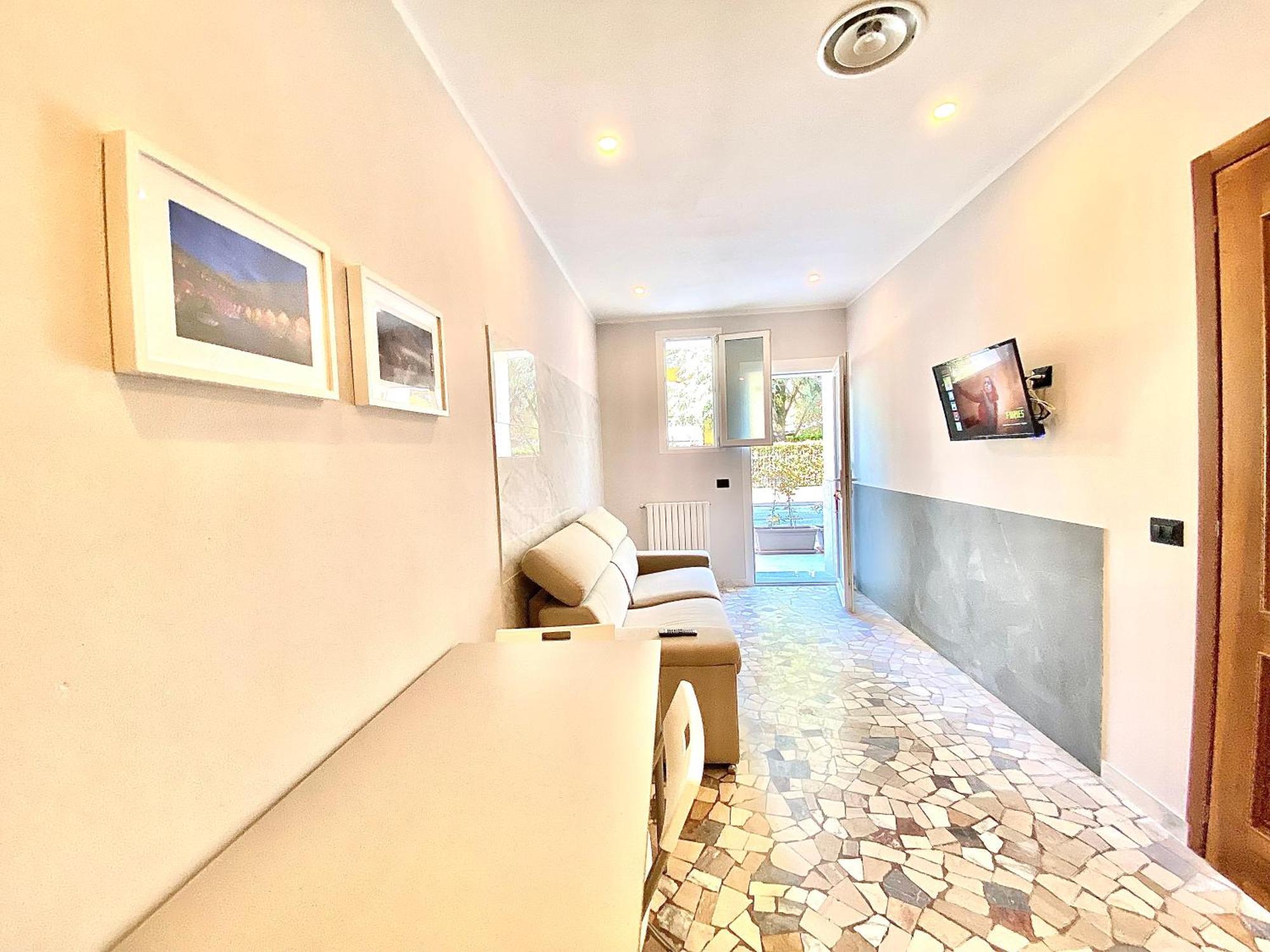 Apt Donati Home, Modernita E Comfort Con Parcheggio Gratuito Privato E Spazio Esterno Privato 카사노 다다 외부 사진