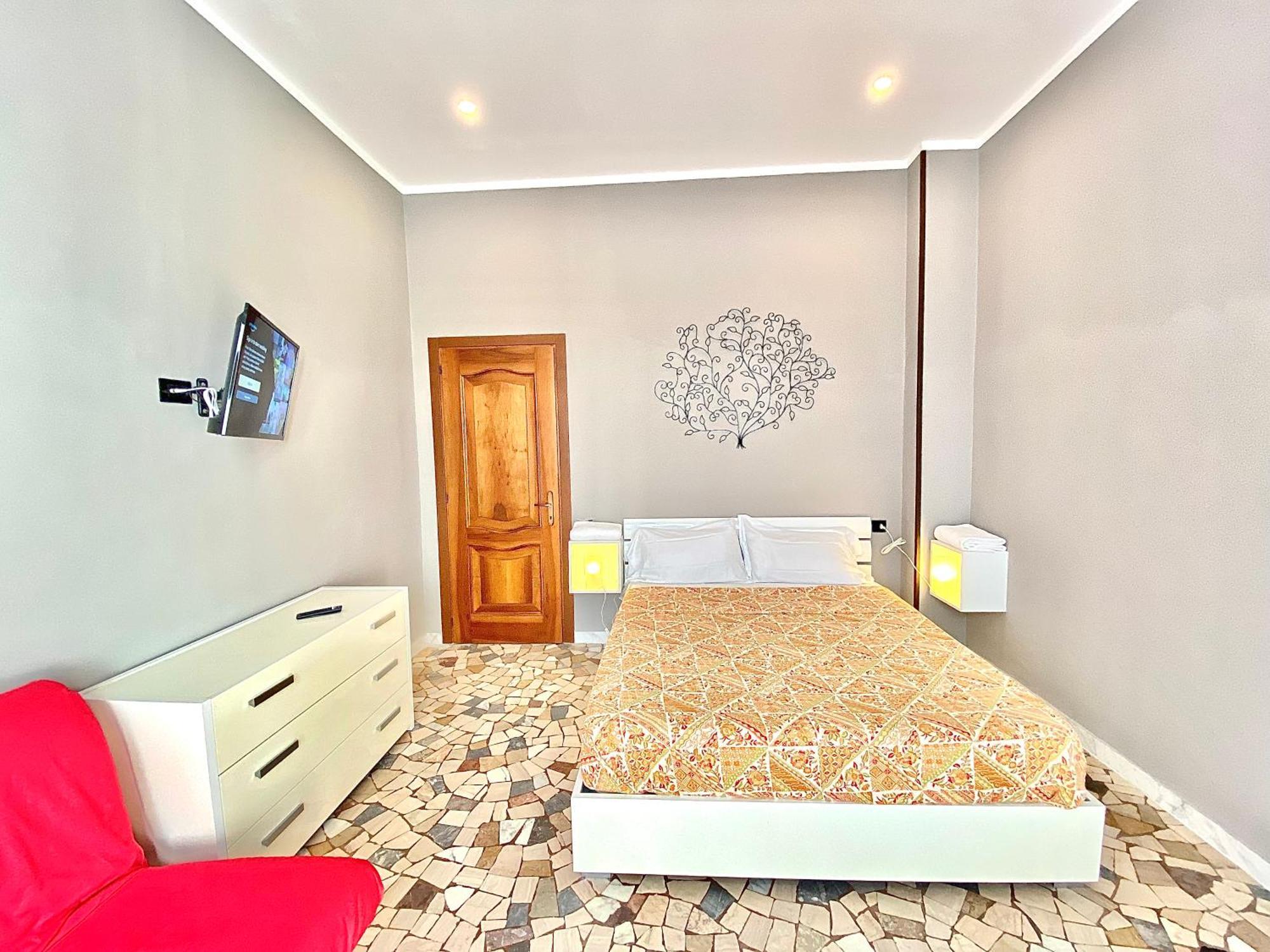 Apt Donati Home, Modernita E Comfort Con Parcheggio Gratuito Privato E Spazio Esterno Privato 카사노 다다 외부 사진