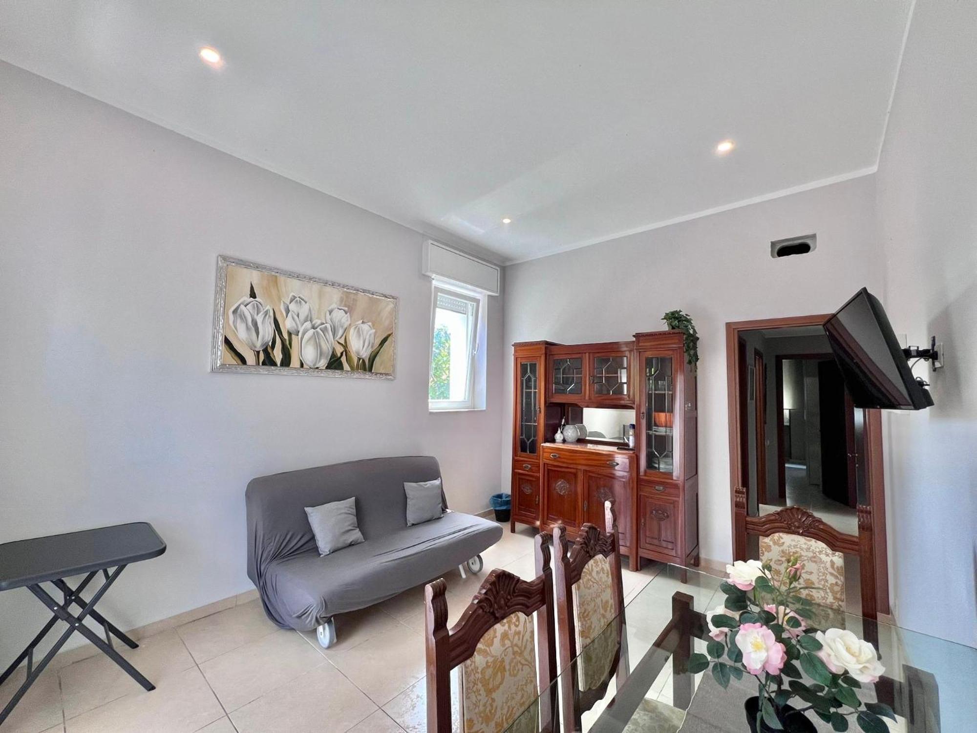 Apt Donati Home, Modernita E Comfort Con Parcheggio Gratuito Privato E Spazio Esterno Privato 카사노 다다 외부 사진